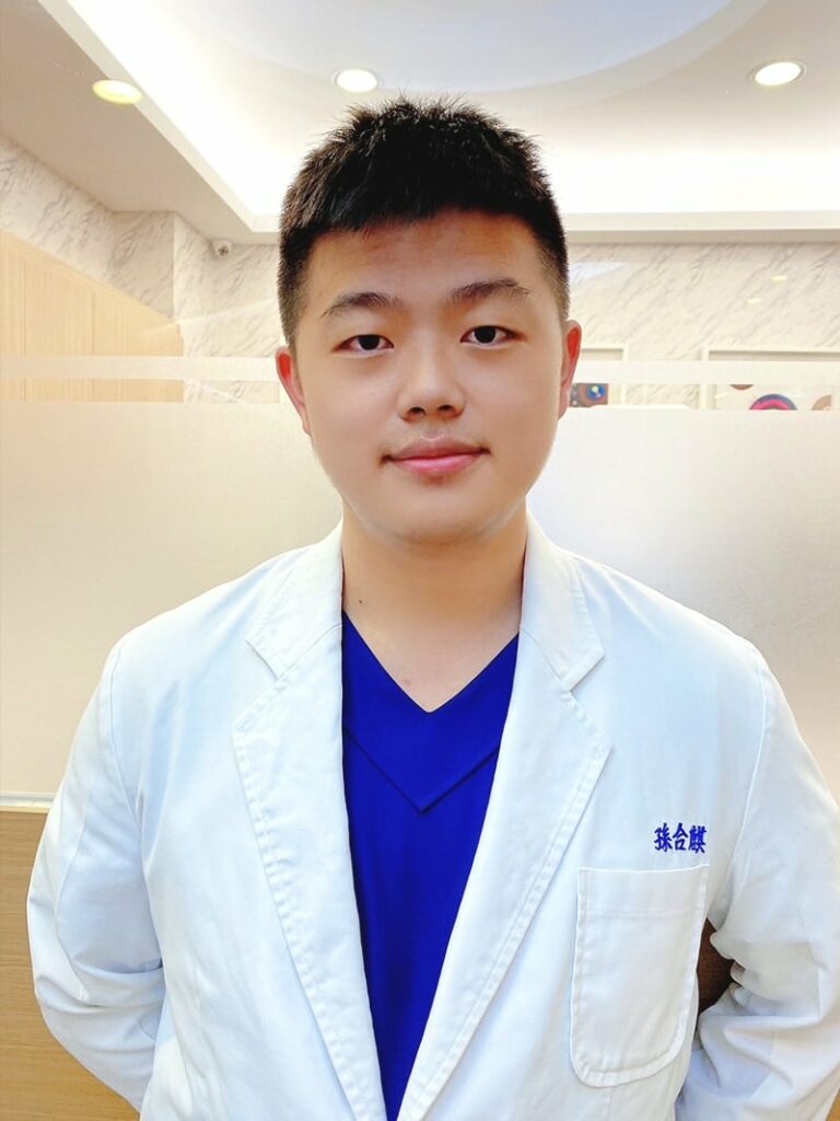 孫合麒醫師-品維美學牙醫-台中牙醫推薦